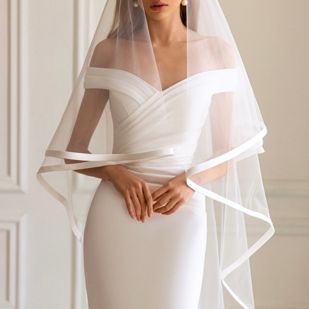 Elegant Off White Wedding Veil